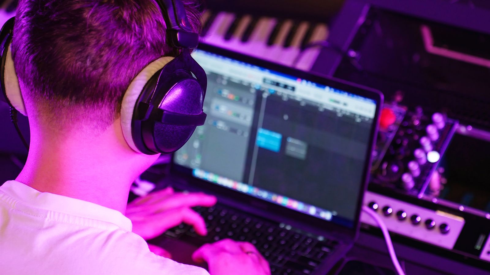 David Guettas KI-Mastering im Test: Schlägt PhasterMaster mein eigenes Master?